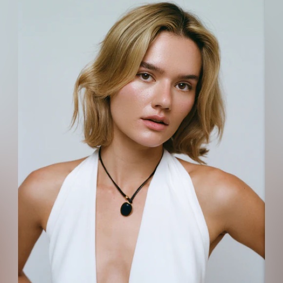 Valentina thin necklace - Picture 3 of 6